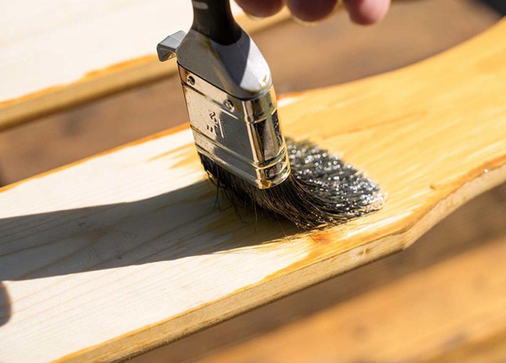 معرفی انواع جلادهنده های چوب: مقایسه پلی یورتان ، شلاک، لاک و وارنیش