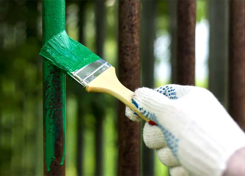 رنگ آمیزی سطوح زنگ زده